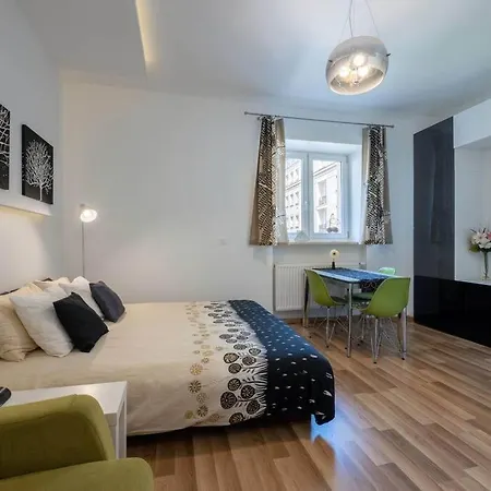 Fantastica Warszawa#cozy Flat#citycenter#smart Atv#fast Wifi * Warschau